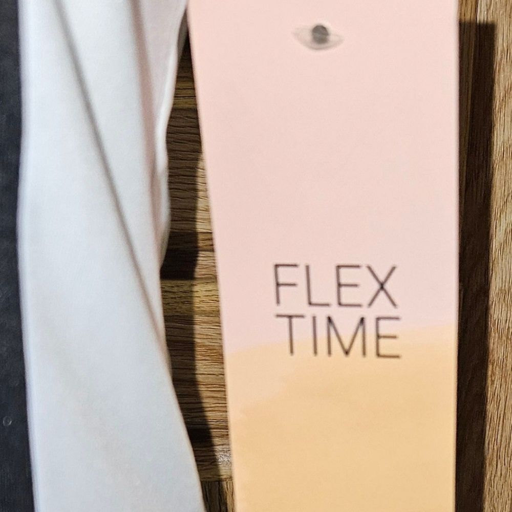 FLEXβTIME Women's Color Block Fit & Flare Black & White Mini Dress Size Medium - Picture 15 of 15